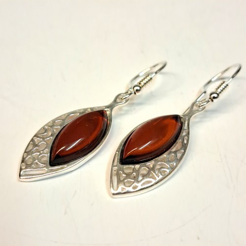 Click to view detail for  HWG-2436 Earrings, Pointed Ovals Yellow Amber $45